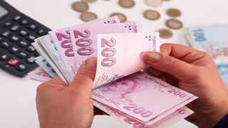PTT'den ev hanımlarına destek! aylık 1275 TL ödenecek