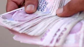 İş Bankası ve Garanti BBVA, 2025 İçin Yeni Yıl Zamlarını Açıkladı