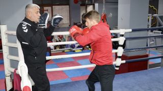 Ömer Çınar'ın Boks Hayali, Çocuklarıyla Gerçek Oldu
