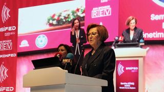 4. İzmir Kadın ve İktisat Kongresi Başladı