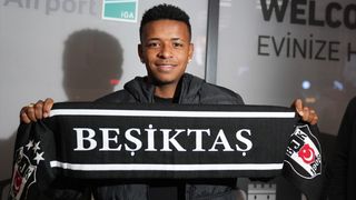 Beşiktaş'ın Yeni Transferi Keny Arroyo İstanbul'a İndi