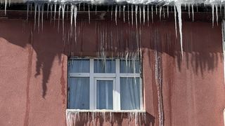 Erzurum, Ardahan ve Kars'ta Kar Yağışı ve Soğuk Hava Etkili Olmaya Devam Ediyor
