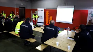 TİKA, Bosna Hersek'teki Arama Kurtarma Ekibine Malzeme Desteği Sağladı