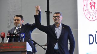 Yusuf Dikeç, Kütahya'da Sporculara Malzeme Dağıtım Törenine Katıldı