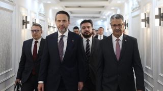 Bakan Alparslan Bayraktar Irak'ta Enerji İş Birliği Temasları Gerçekleştirdi