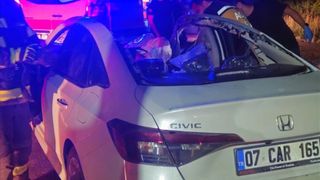 Denizli'de Ata Çarpan Otomobilde 1 Kişi Hayatını Kaybetti