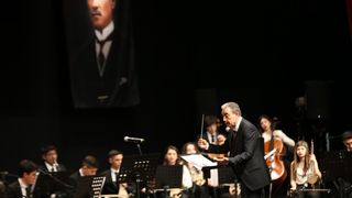 Gençlik Türk Müziği Orkestrası Çanakkale'de Konser Verdi