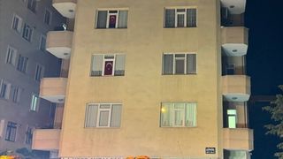 Kadıköy'deki Dairede Balkon Çöktü