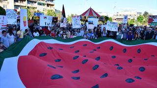 Kuzey Makedonya'da Gazze'ye Destek Gösterisi Düzenlendi