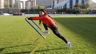 Milli Atlet Sinem Yurt, 2025 EYOF Şampiyonluğunu Hedefliyor