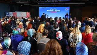 Samsun'da Doğal Olan Normal Doğum Sempozyumu Gerçekleştirildi