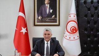 Ticaret Bakanı Bolat, ABD'li Mevkidaşıyla Ekonomik İlişkileri Görüştü
