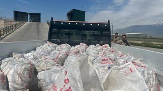 Ağrı'da Kaçak Yolla Getirilen 2 Ton İci Kefali Ele Geçirildi
