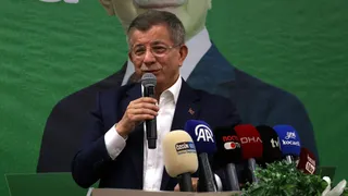 Ahmet Davutoğlu Kocaeli'de Anneler Günü Programına Katıldı