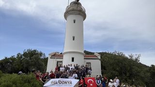 Antalya'da Gençliğin Rotası Gelidonya Feneri Yürüyüşü Gerçekleştirildi