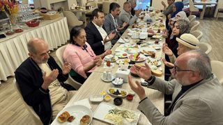 Ardahan'da Huzurevi Sakinleri için Yöresel Kahvaltı Etkinliği Düzenlendi