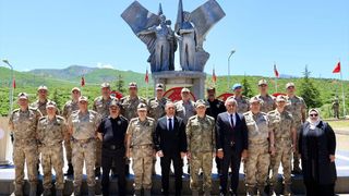 Bingöl'de Şehit Askerler Anıldı