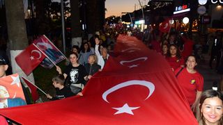 Bodrum'da 19 Mayıs Zaferi İçin Fener Alayı ve Konser Düzenlendi