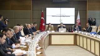 Bolu Belediye Başkanı Tanju Özcan, TBMM Yangın Araştırma Komisyonuna Bilgi Verdi