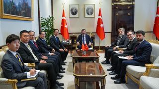 Cevdet Yılmaz, Çin Ulusal Halk Kongresi Başkan Yardımcısı Şiao Cie'yi Kabul Etti