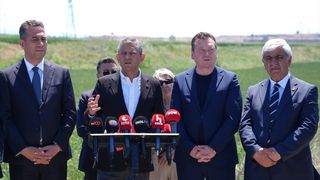 CHP Genel Başkanı Özgür Özel, İmamoğlu'nu Cezaevinde Ziyaret Etti