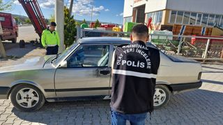 Çorum'da Drift Atan Dört Genç Çalıntı Araçla Yakalandı