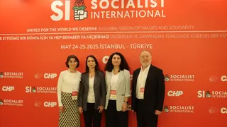 DEM Parti Eş Genel Başkanı Hatimoğulları, Sosyalist Enternasyonal Konsey Toplantısı'nda Konuştu