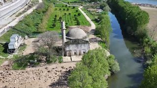 Edirne'deki Evliya Kasımpaşa Camisi'nin Restorasyon Çalışmaları Devam Ediyor