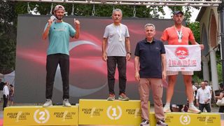 Efeler Yolu Ultra Trail Yarışları İzmir'de Tamamlandı