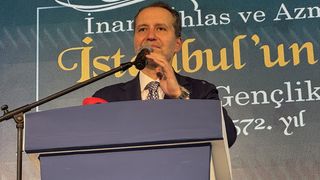 Erbakan'dan İstanbul'un Fethi Kutlaması: 'Adil Bir Dünya Kuracağız'