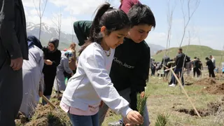 Erzurum'da Eş Zamanlı Fidan Dikim Etkinliği Düzenlendi