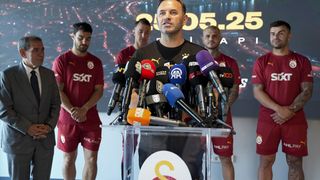 Galatasaray'dan GS Plus Uygulaması Tanıtımı ve Taraftarlara Yenikapı Çağrısı