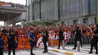 Galatasaray, İzmir'e Göztepe Maçı İçin Geldi