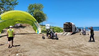 Giresun'da Paramotor Hava Kazası: 2 Kişi Sağ Kurtuldu