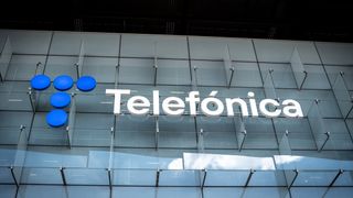 İspanya'da Telefonica Ağı Güncellemesi Nedeniyle Telefon ve İnternet Kesintisi