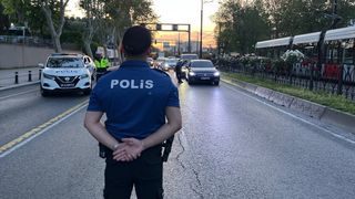 İstanbul'da Helikopter Destekli Huzur Uygulaması Gerçekleştirildi