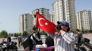 Kayseri'de Motosiklet Tutkunları 19 Mayıs'ı Şehir Turu ile Kutladı