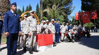 Manisa'da Engelli Gençler Bir Günlük Askerlik Sevinci Yaşadı