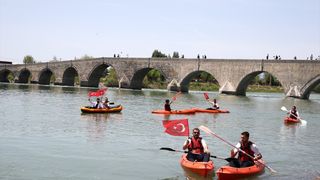 Muş'ta Gençlik ve Spor Bayramı Etkinlikleri: Doğa Yürüyüşü ve Şenlik