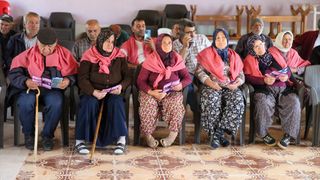 Uşak'ta Üniversite Öğrencileri İlk Yardım Eğitimi Vermek Üzere Köyleri Geziyor