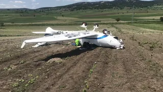 Bilecik'te Zorunlu İniş Yapan Eğitim Uçağı Ters Döndü, Pilot Yaralandı