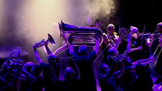 Geneva Camerata, İzmir'de 'Revolta' ile Unutulmaz Bir Performans Sergiledi