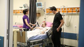 Hamileyken yapılan karaciğer nakli ile hem sağlık hem de bebek mutluluğu