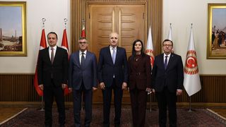 TBMM Başkanı Kurtulmuş, Kurban Bayramı'nda Personeliyle Bayramlaştı