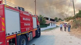 Çanakkale'nin Gelibolu İlçesinde Tarım Arazisinde Çıkan Yangın Kontrol Altına Alındı