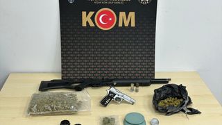 Edirne'de Uyuşturucu ve Ruhsatsız Silah Bulunan Zanlı Tutuklandı