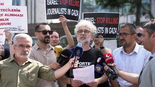 Gazeteciler, Filistin'deki Hak İhlallerini Protesto Etti