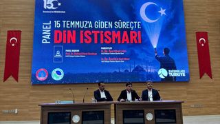 Kırşehir'de '15 Temmuz'a Giden Süreçte Din İstismarı' Paneli Düzenlendi