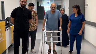 Manisa'da Yüksekten Düşen Hasta, Başarıyla Pelvis Cerrahisi Geçirdi