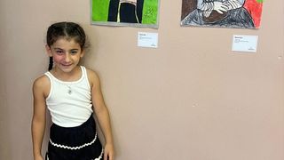 Minik Ressam Deren Aral'ın İlk Sergisi 'Deren'in Düş Bahçesi' Açıldı